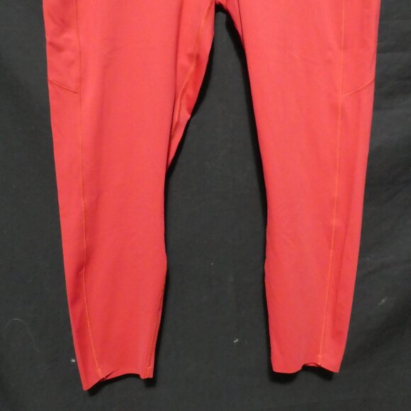 lululemon | size 18 | High-Rise Pant | | Side Leg Pockets | Mint Condition - Picture 7 of 15